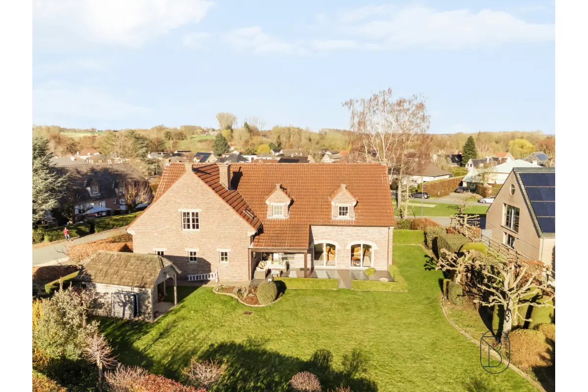Villa te  koop in Lennik 1750 1095000.00€ 4 slaapkamers 549.00m² - Zoekertje 761172
