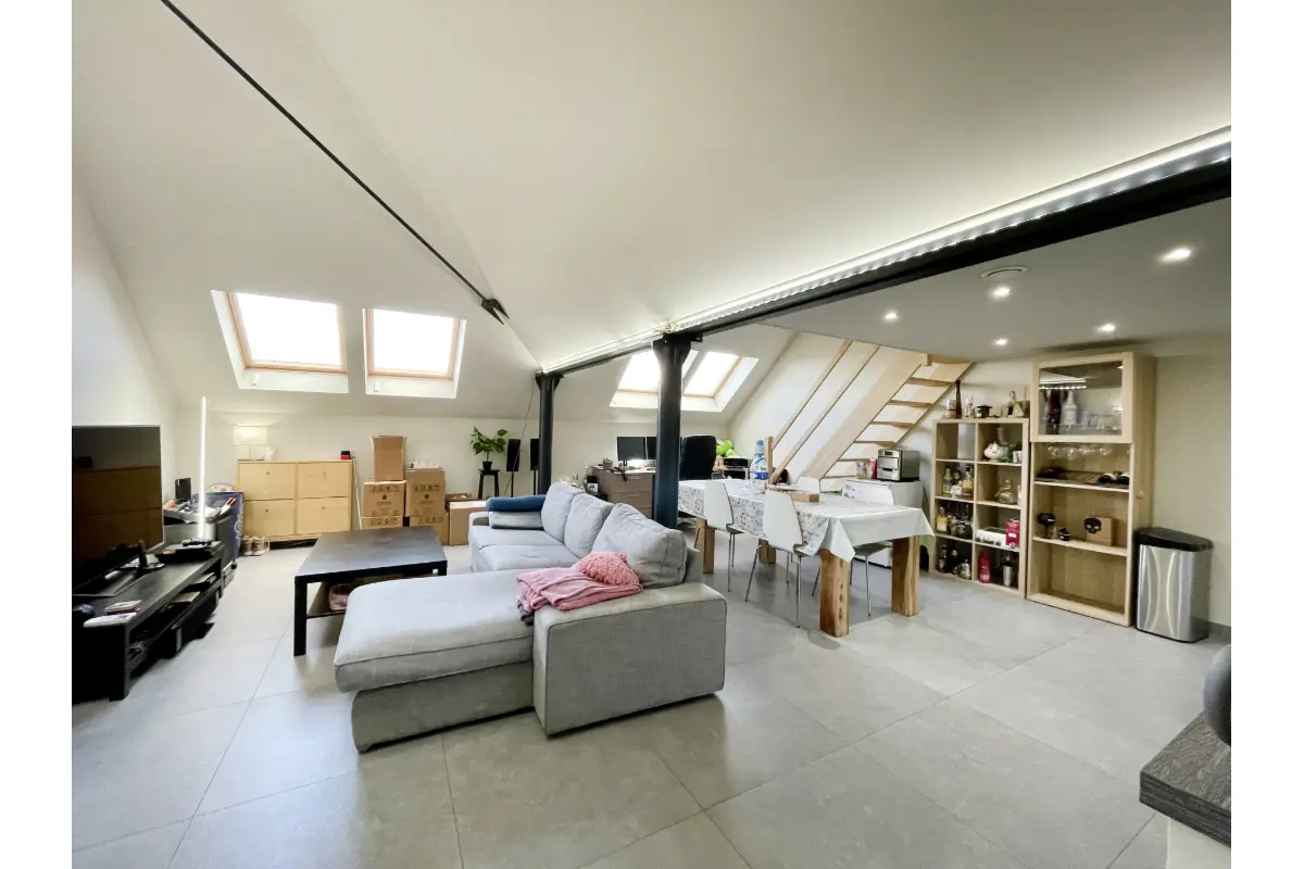 Loft te  huur in Tubeke 1480 850.00€ 1 slaapkamers 64.00m² - Zoekertje 761114