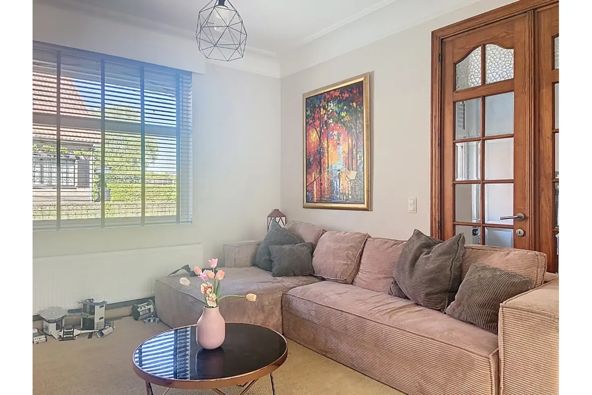 Huis te  huur in Hoeilaart 1560 1700.00€ 3 slaapkamers 206.00m² - Zoekertje 761066
