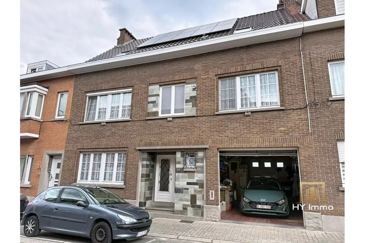 Huis te  koop in Oudenaken 1600 569000.00€ 6 slaapkamers 225.00m² - Zoekertje 761919