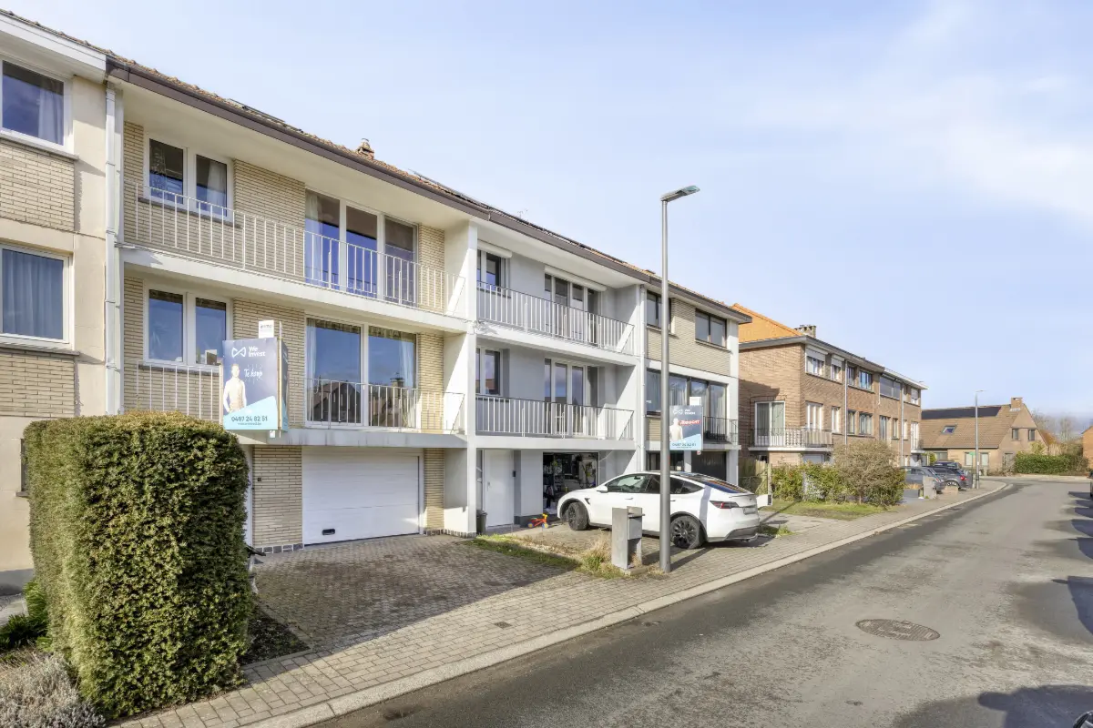 Huis te  koop in Dilbeek 1700 345000.00€ 3 slaapkamers 155.00m² - Zoekertje 761337