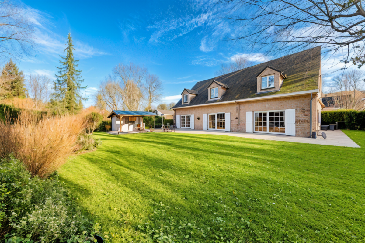 Huis te  koop in Kraainem 1950 1498000.00€ 4 slaapkamers 400.00m² - Zoekertje 761512