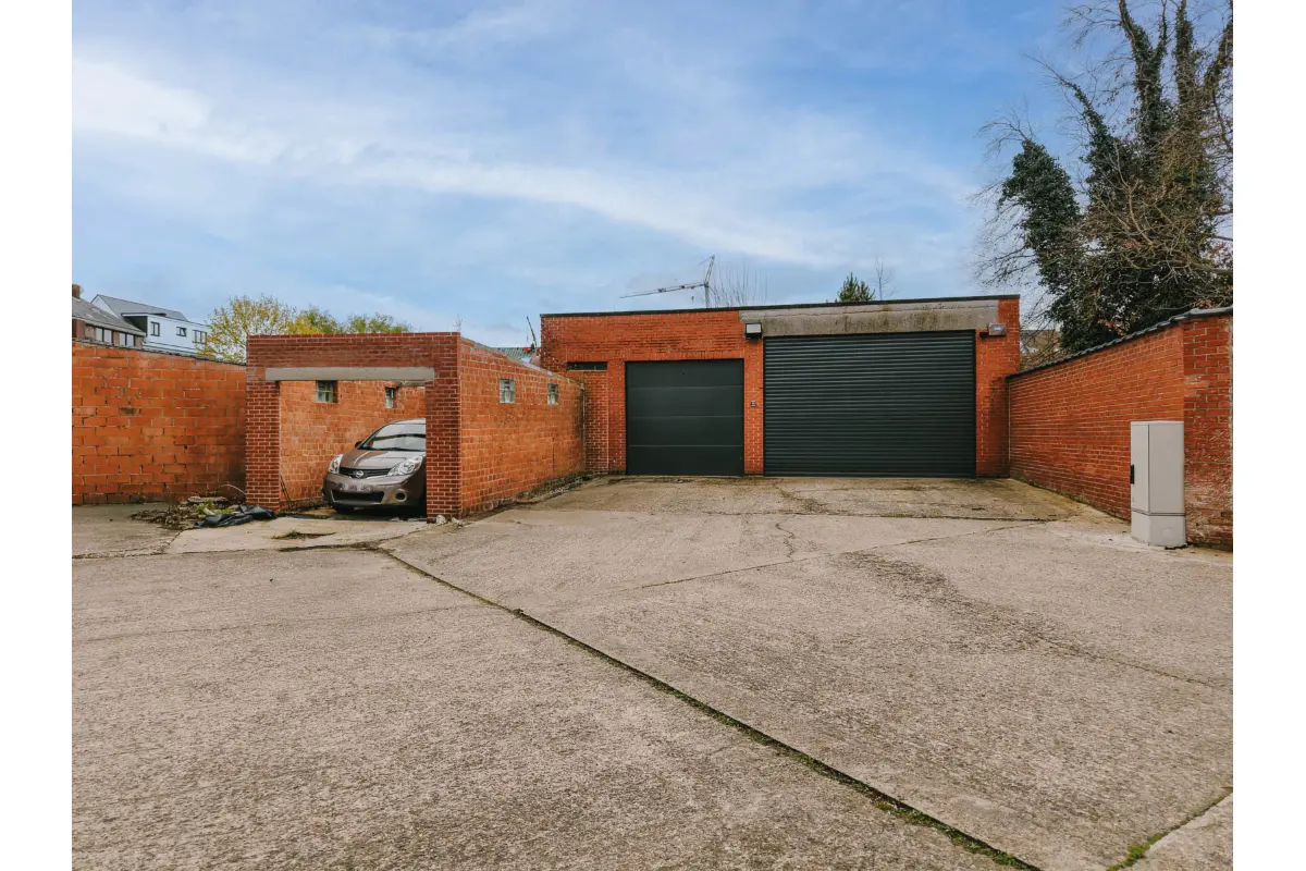 Commerce à louer à Aarschot 3200 800.00€  chambres 230.00m² - Annonce 761672