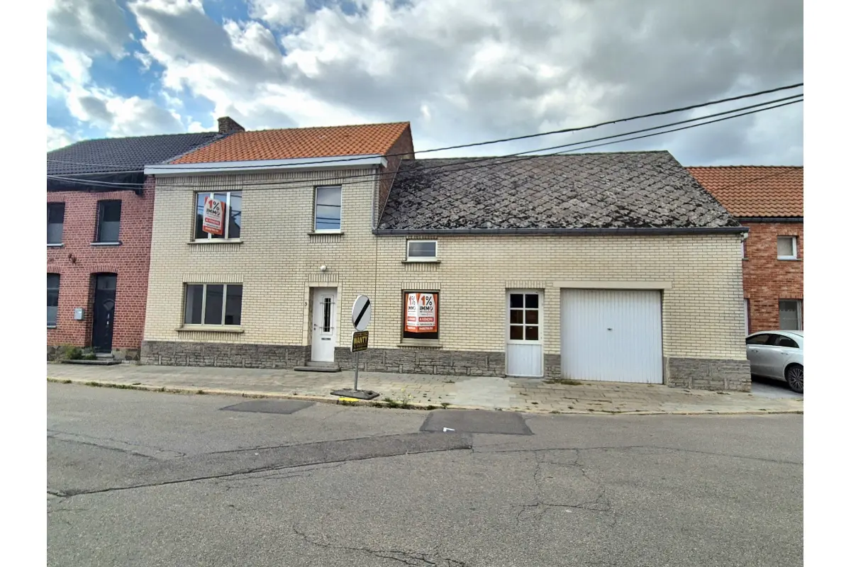 Maison à vendre à Orp-Jauche 1350 75000.00€ 4 chambres 220.00m² - Annonce 761791