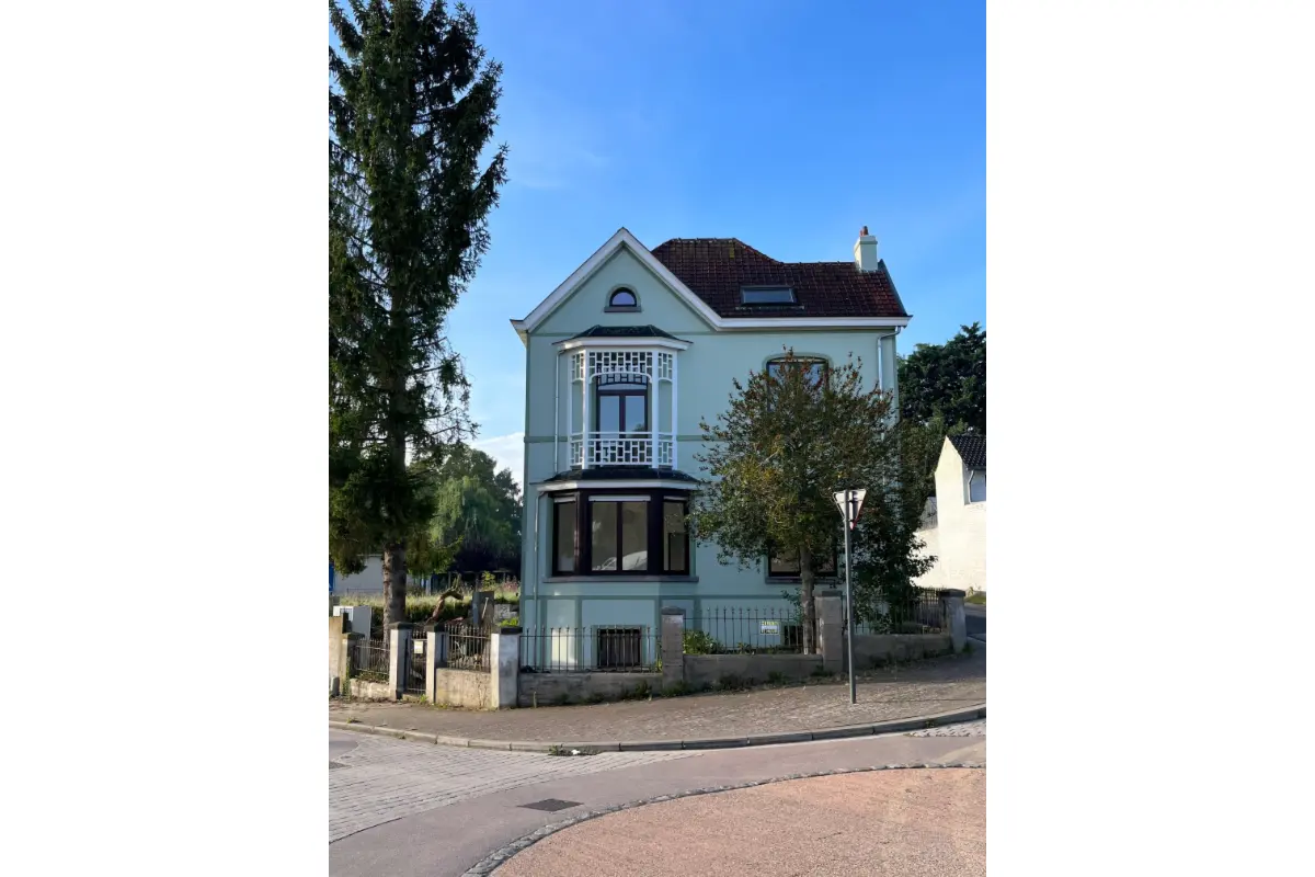 Huis te  koop in Hoeilaart 1560 749000.00€ 3 slaapkamers 241.00m² - Zoekertje 762676