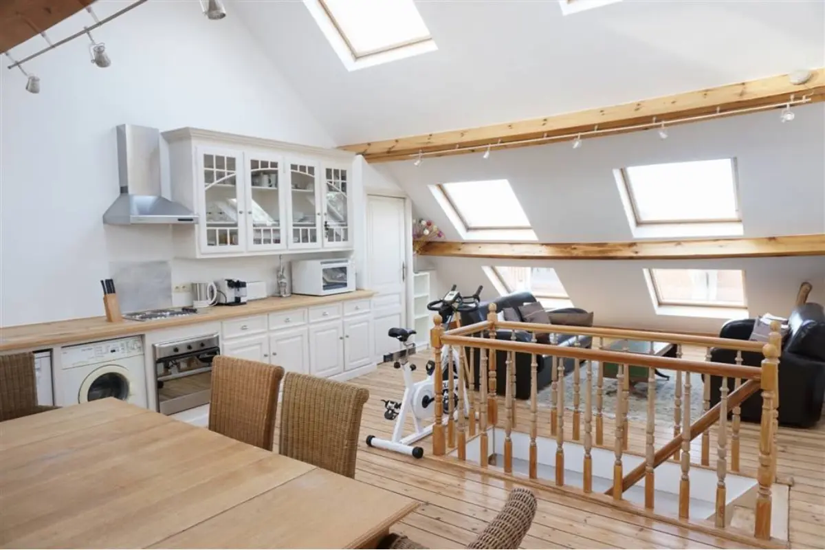 Penthouse te  in Brussel 1000 1800.00€ 2 slaapkamers 105.00m² - Zoekertje 762972
