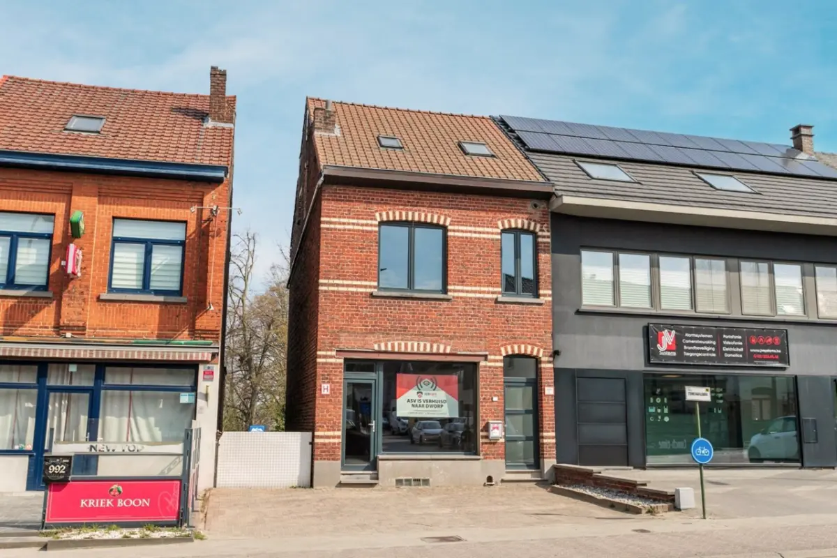 Handelszaak te  koop in Beersel 1650 350000.00€  slaapkamers m² - Zoekertje 764729
