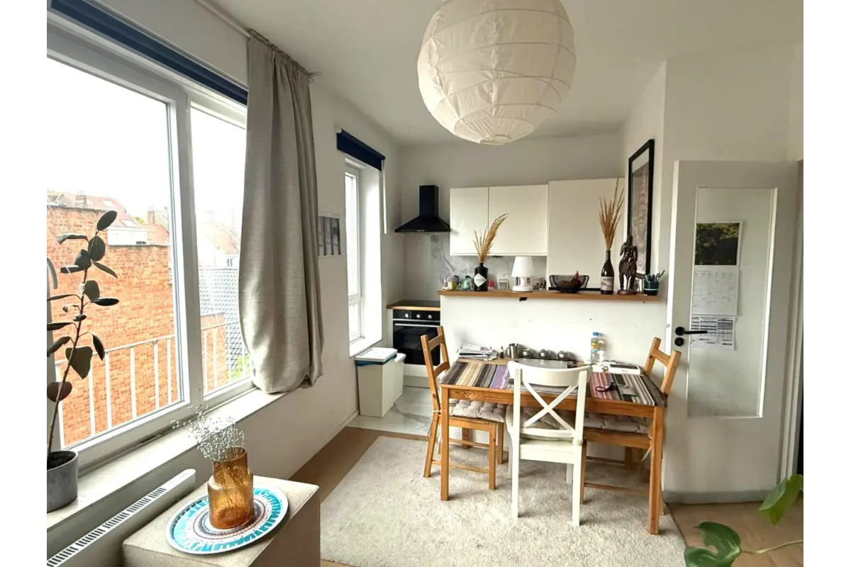 Studio te  in Elsene 1050 780.00€  slaapkamers 35.00m² - Zoekertje 766325