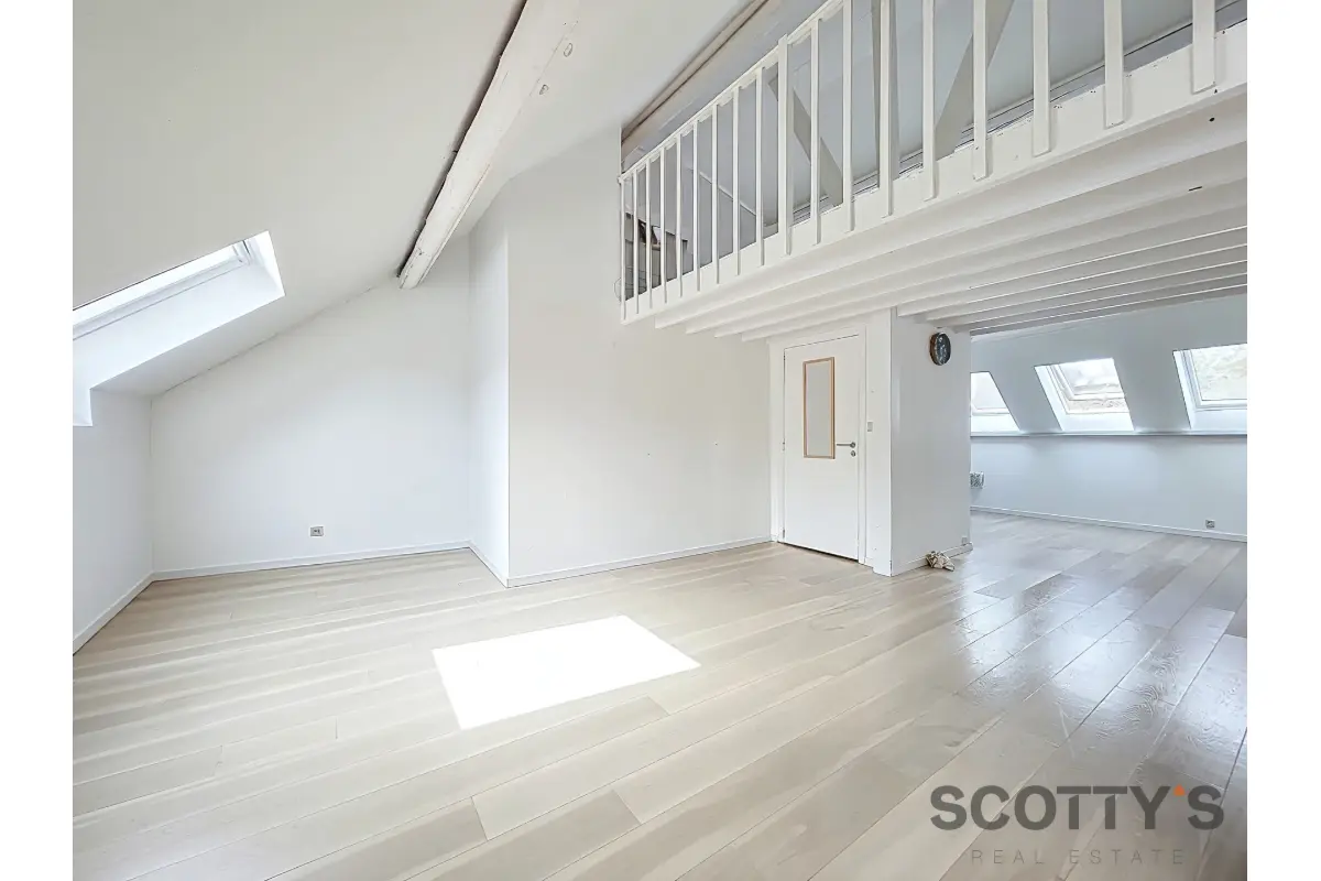 Appartement te  koop in Sint-Genesius-Rode 1640 399000.00€ 3 slaapkamers 143.00m² - Zoekertje 765645