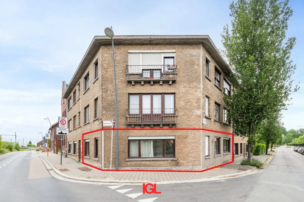 Appartement te  in Ruisbroek 1601 265000.00€ 2 slaapkamers 91.00m² - Zoekertje 766327