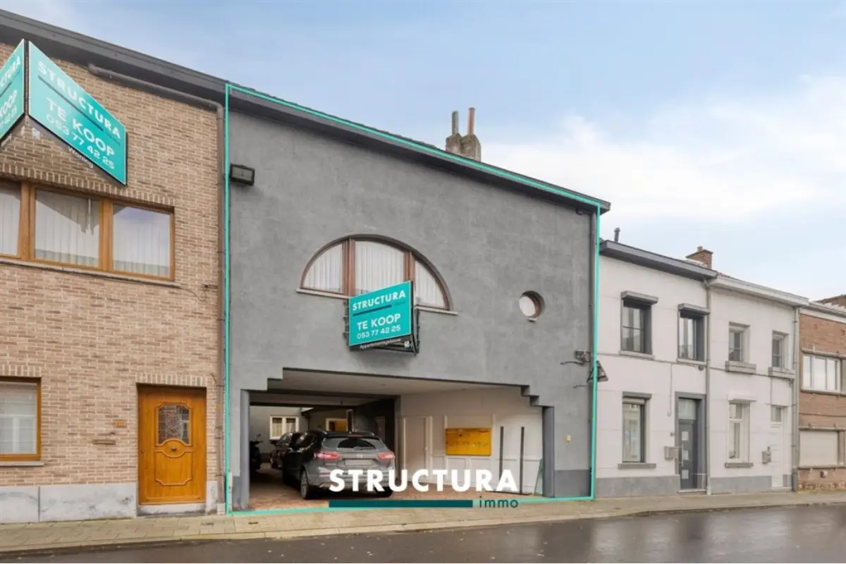 Immeuble de rapport - Immeuble à appartement à  à Alost 9300 698000.00€ 9 chambres 372.00m² - Annonce 766749