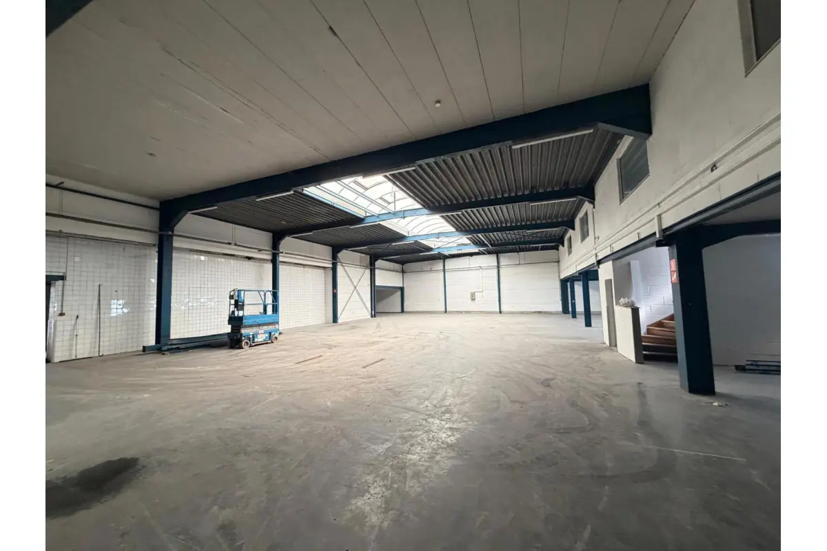 Handelszaak te  huur in Diegem 1831 10000.00€  slaapkamers 2600.00m² - Zoekertje 766714