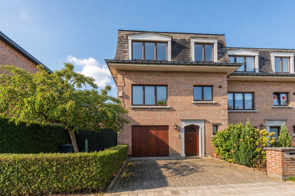 Huis te  koop in Kraainem 1950 820000.00€ 4 slaapkamers 229.00m² - Zoekertje 768044