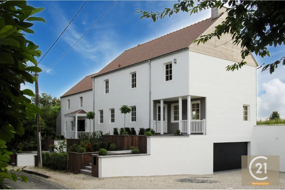 Maison à vendre à Braine-l'Alleud 1420 889000.00€ 4 chambres 220.00m² - Annonce 767648