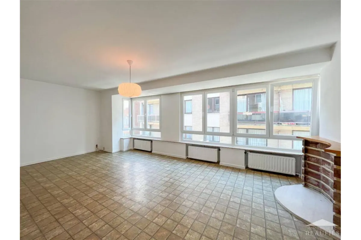 Appartement te  huur in Nijvel 1400 850.00€ 2 slaapkamers 80.00m² - Zoekertje 769073