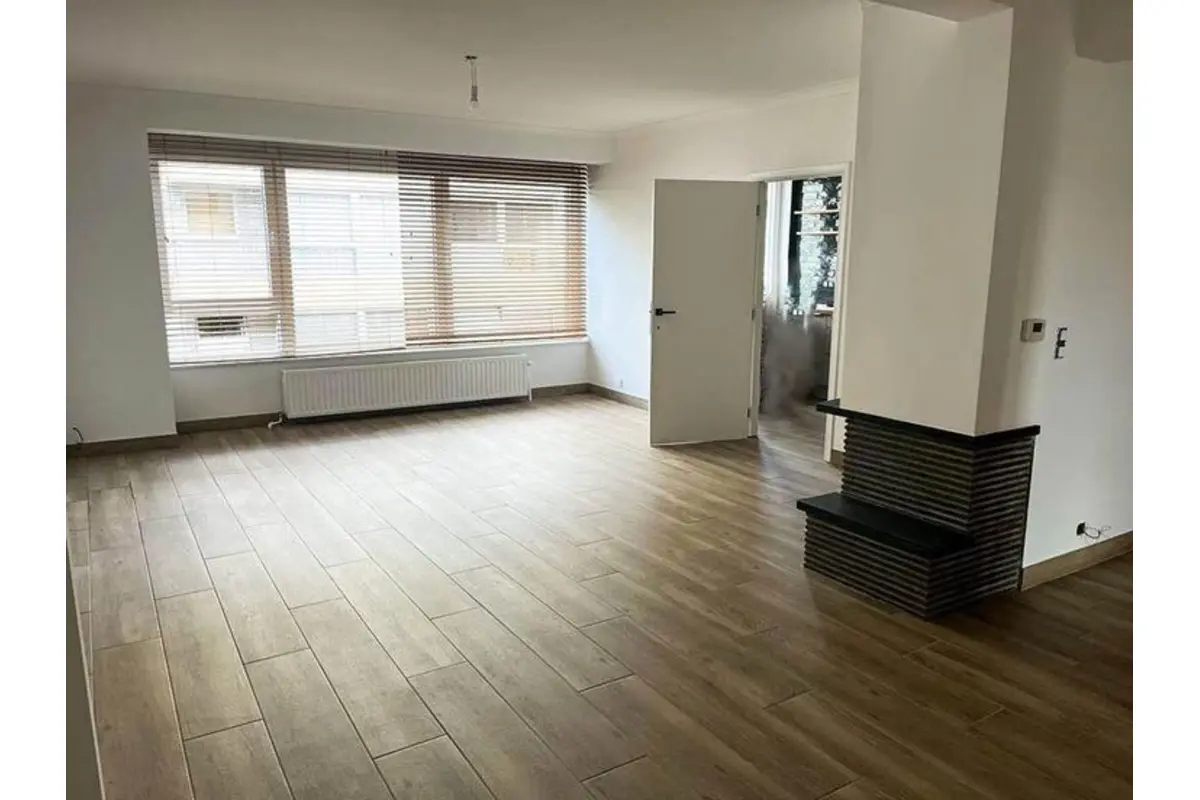 Appartement te  in La Louvière 7100 1095.00€ 3 slaapkamers 106.00m² - Zoekertje 793002