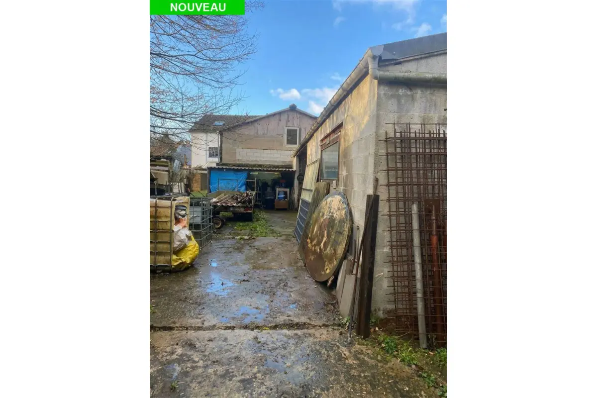 Parking / garage à vendre à Villers-la-Ville 1495 199000.00€  chambres m² - Annonce 770496
