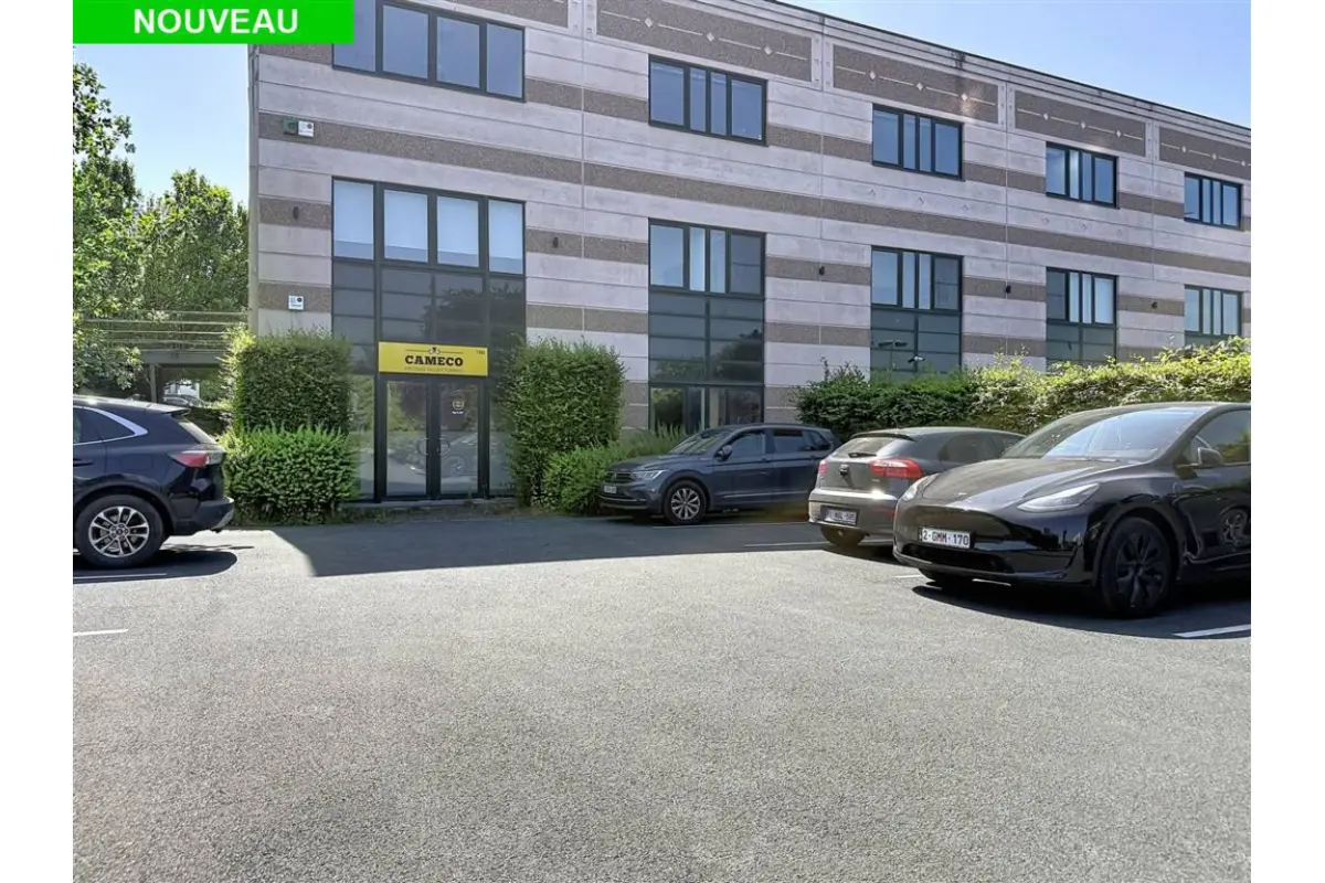 Commerce à vendre à Wavre 1300 535000.00€  chambres 315.00m² - Annonce 771040