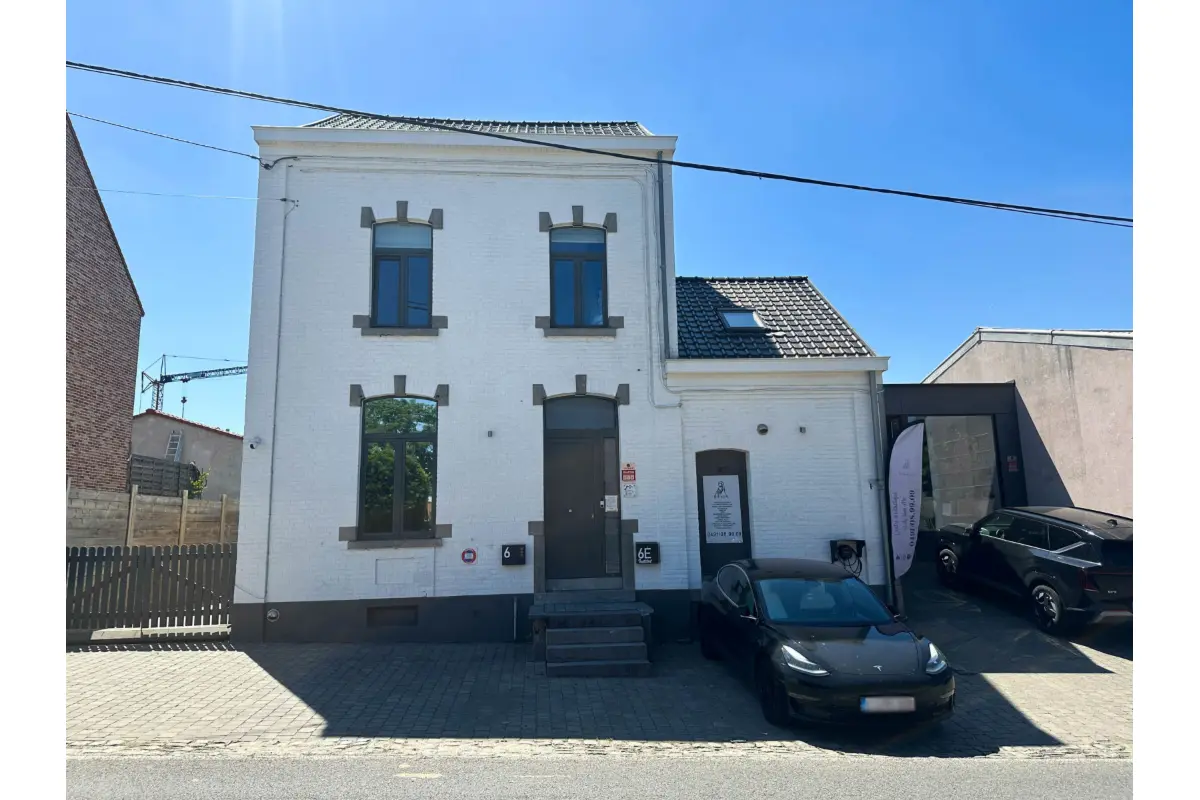 Huis te  huur in Houtain-le-Val 1476 1650.00€ 3 slaapkamers 156.00m² - Zoekertje 770997