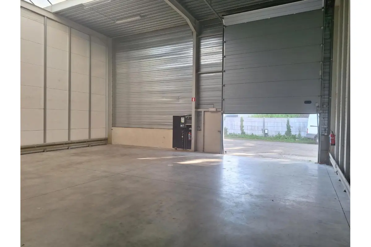 Commerce à louer à Kampenhout 1910 1395.00€  chambres 140.00m² - Annonce 771762