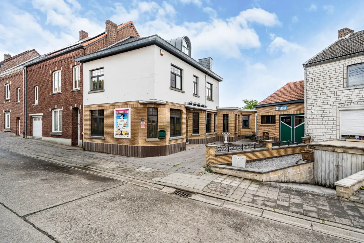 Huis te  koop in Hélécine 1357 420000.00€ 3 slaapkamers 263.00m² - Zoekertje 772954
