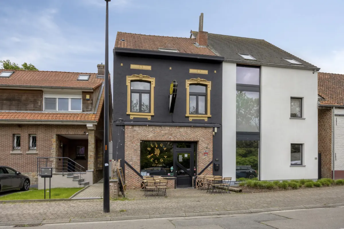 Mixgebouw te  koop in Wemmel 1780 499000.00€  slaapkamers 188.00m² - Zoekertje 772817