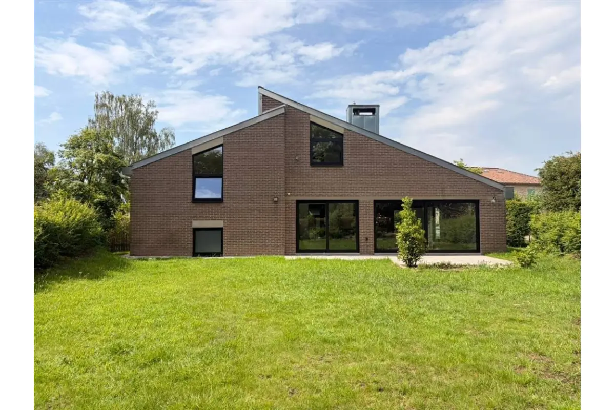 Huis te  huur in Hoeilaart 1560 2900.00€ 5 slaapkamers 160.00m² - Zoekertje 772839
