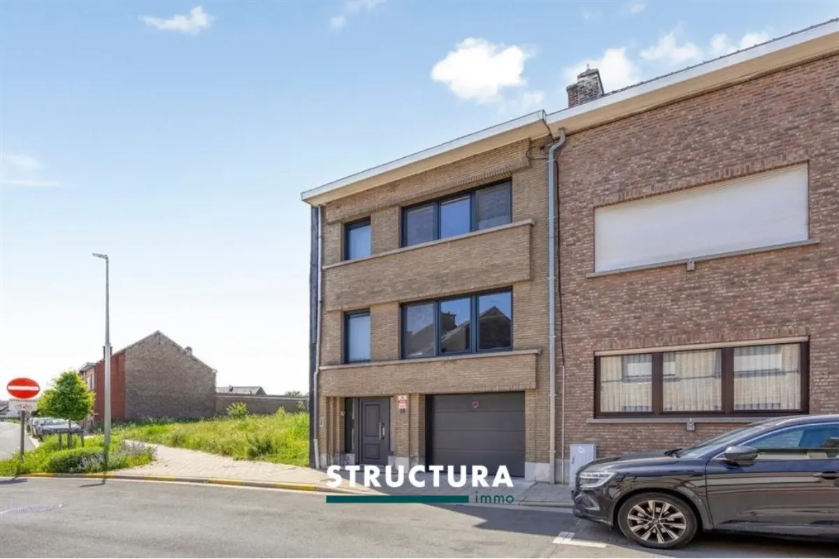 Huis te  in Denderleeuw 9470 370000.00€ 3 slaapkamers 265.00m² - Zoekertje 773767