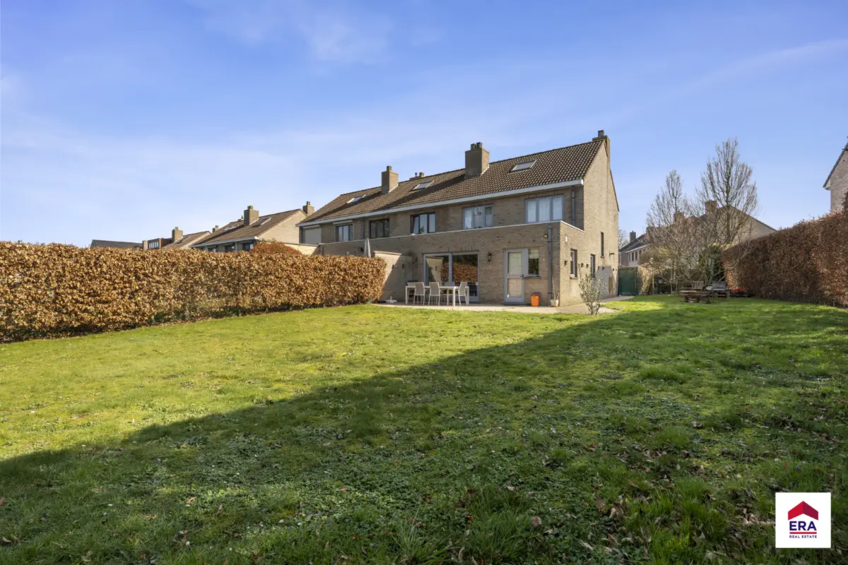 Huis te  koop in Asse 1730 549000.00€ 4 slaapkamers 164.00m² - Zoekertje 773881