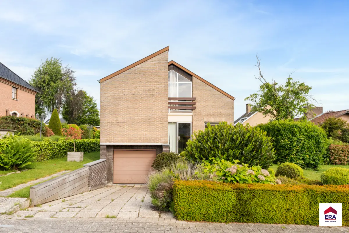 Huis te  koop in Dilbeek 1700 610000.00€ 4 slaapkamers 158.00m² - Zoekertje 773890