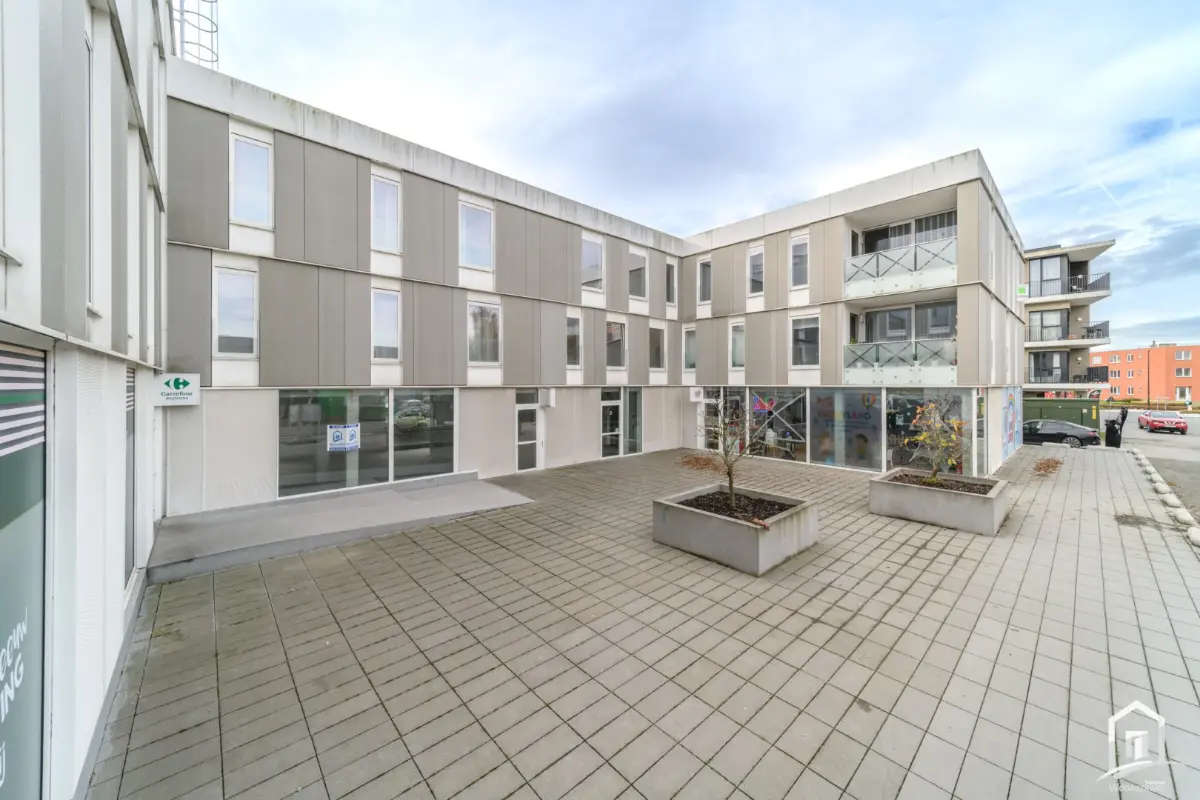 Commerce à vendre à Leeuw-Saint-Pierre 1600 299610.00€  chambres 122.00m² - Annonce 775199