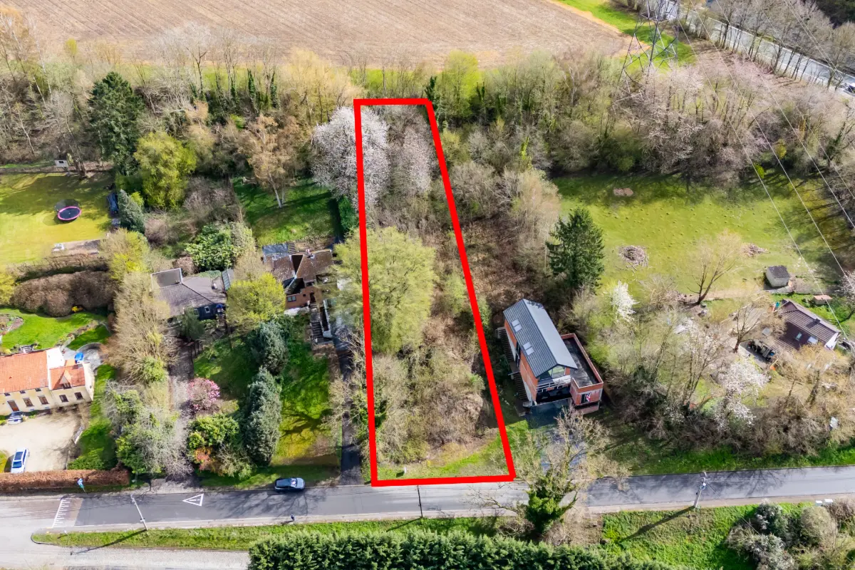 Terrain à vendre à Court-Saint-Etienne 1490 200000.00€  chambres m² - Annonce 774894