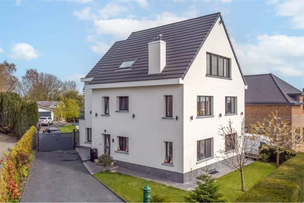 Huis te  koop in Hoeilaart 1560 1133000.00€ 6 slaapkamers 361.00m² - Zoekertje 775117