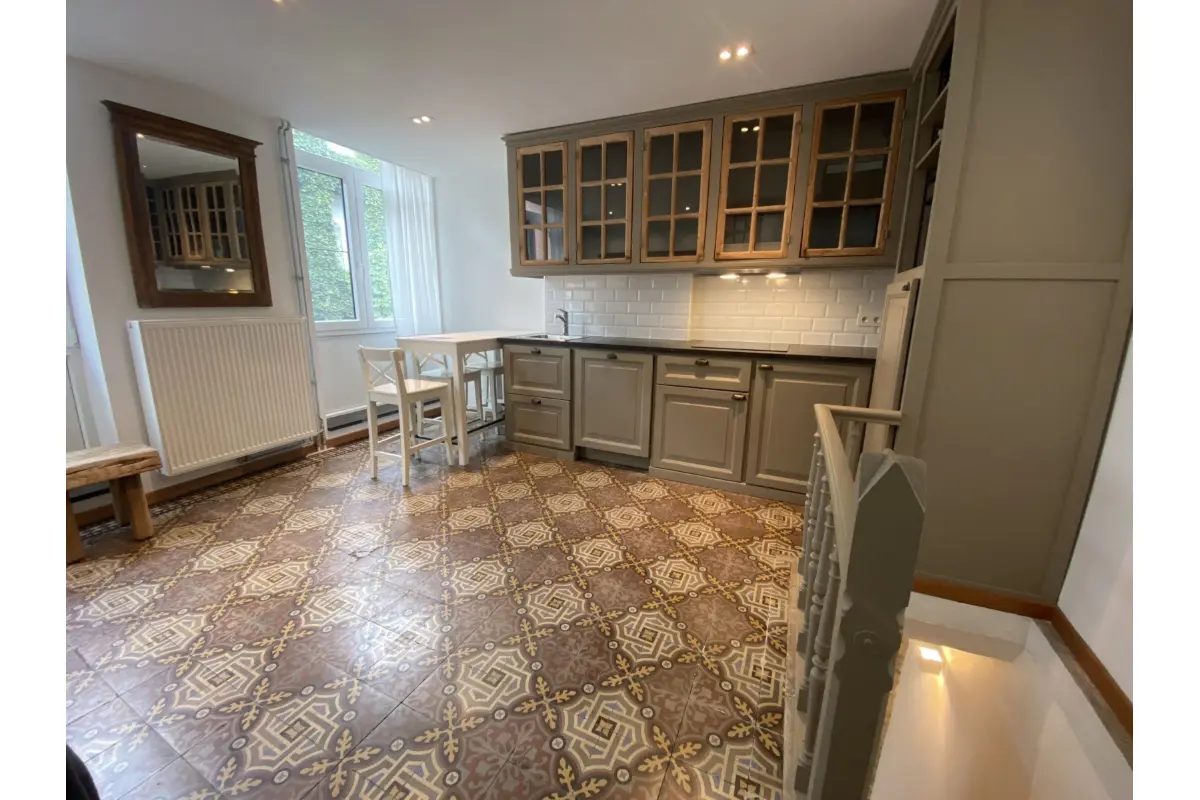 Duplex te  in Nijvel 1400 700.00€ 1 slaapkamers 52.00m² - Zoekertje 774525