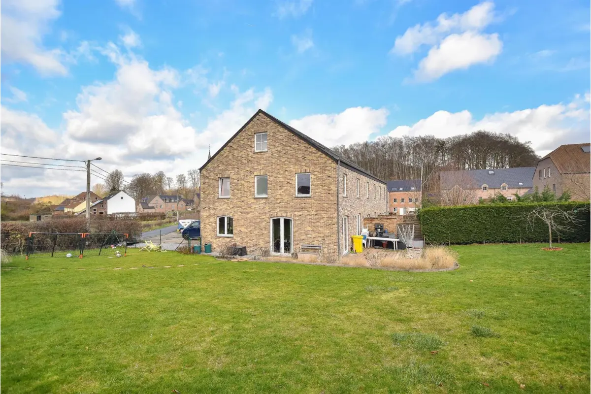 Maison à louer à Chaumont-Gistoux 1325 1750.00€ 6 chambres 180.00m² - Annonce 775007