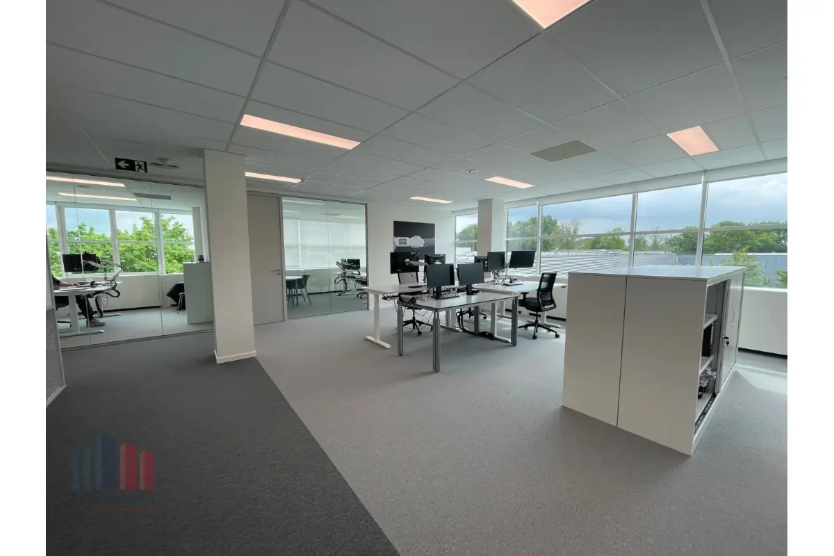 Handelszaak te  huur in Vilvoorde 1800 6146.00€  slaapkamers 590.00m² - Zoekertje 776477