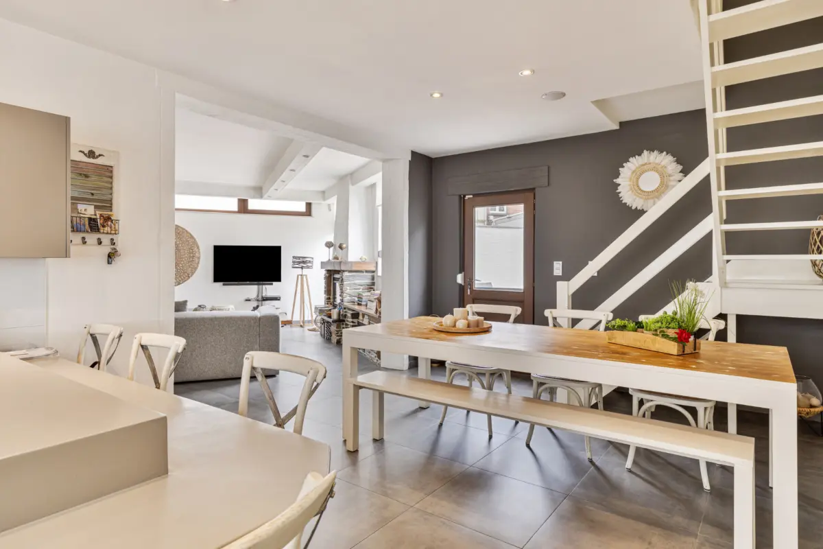Huis te  koop in Oudenaken 1600 1300000.00€ 3 slaapkamers 700.00m² - Zoekertje 776258