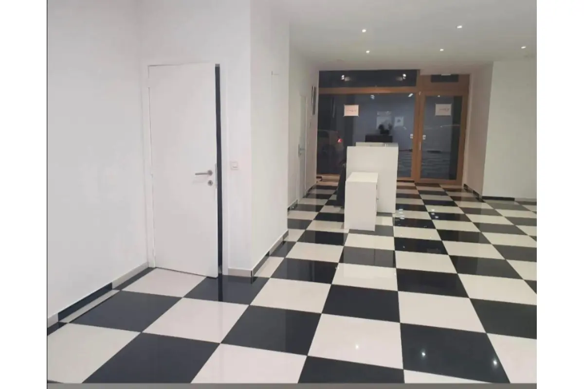Handelszaak te  in Laken 1020 195000.00€  slaapkamers 75.00m² - Zoekertje 776792