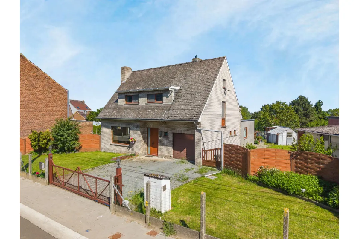 Huis te  koop in Lembeek 1502 200000.00€ 3 slaapkamers 160.00m² - Zoekertje 778203