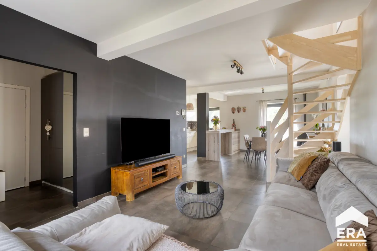 Appartement te  koop in Roosdaal 1760 350000.00€ 3 slaapkamers 128.00m² - Zoekertje 778539