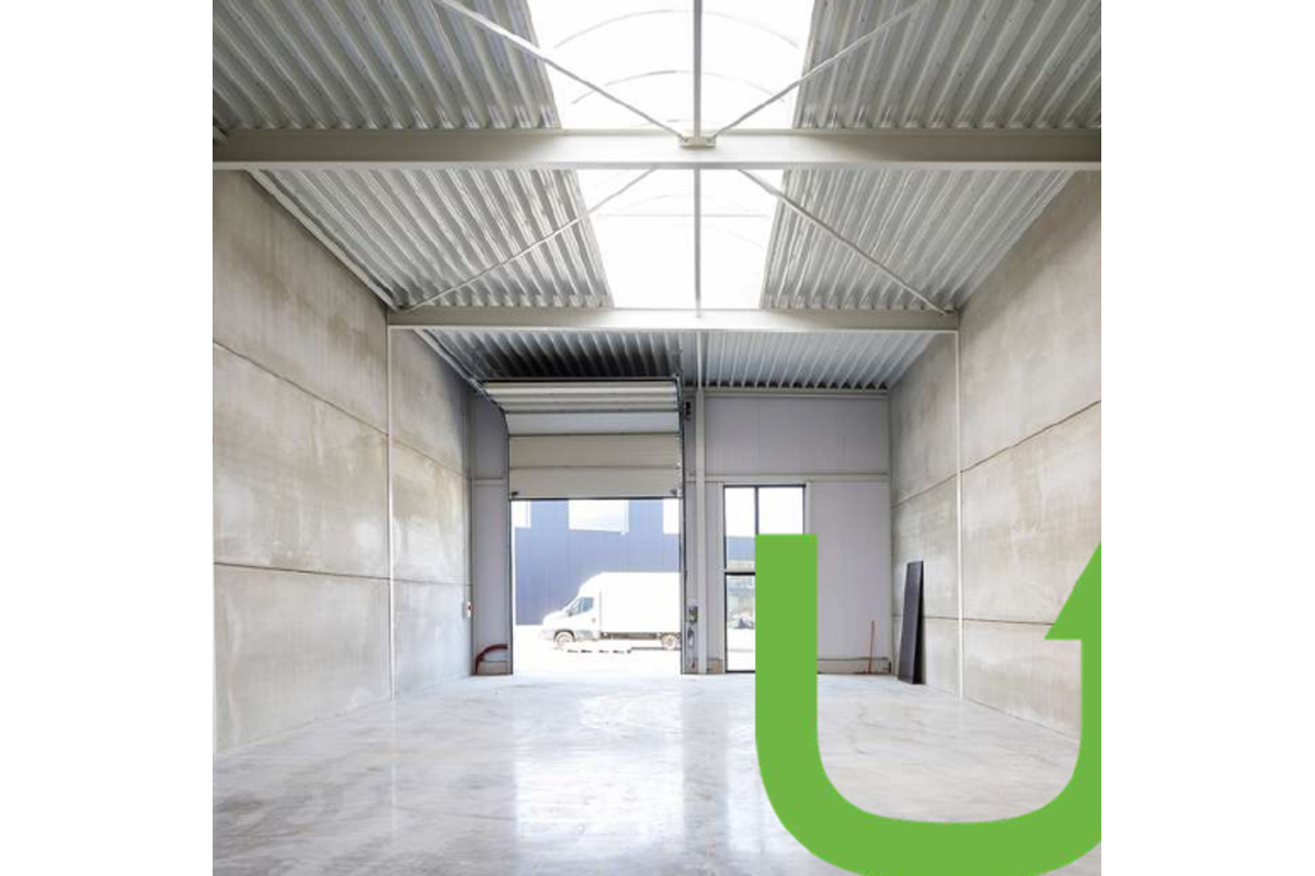 Commerce à vendre à Braine-l'Alleud 1420 0.00€  chambres 216.00m² - Annonce 779438
