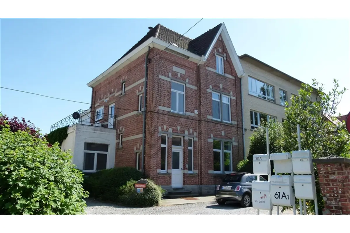 Appartement à louer à Waterloo 1410 875.00€ 1 chambres 65.00m² - Annonce 779311