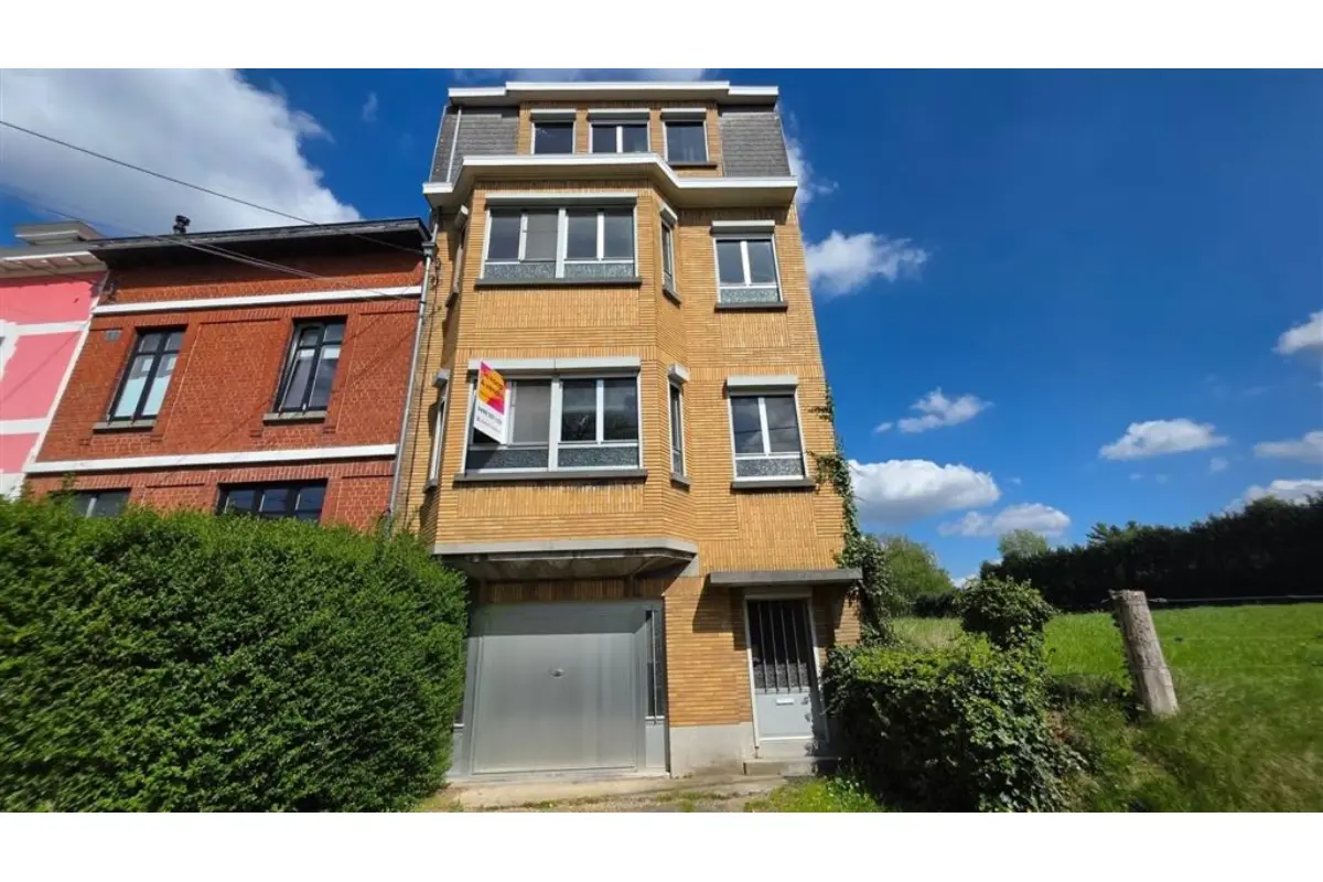 Huis te  koop in Linkebeek 1630 420000.00€ 4 slaapkamers 221.00m² - Zoekertje 779303