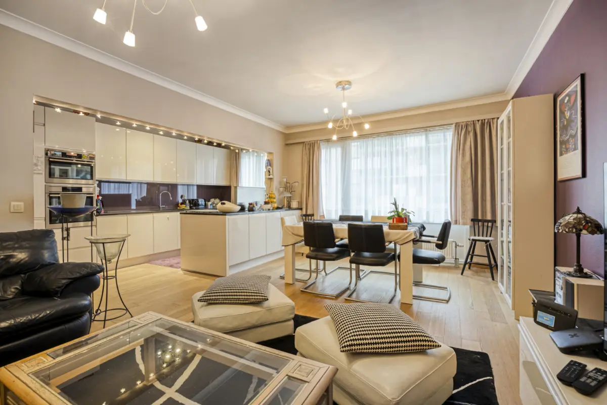 Appartement te  koop in Zellik 1731 255000.00€ 2 slaapkamers 90.00m² - Zoekertje 780083