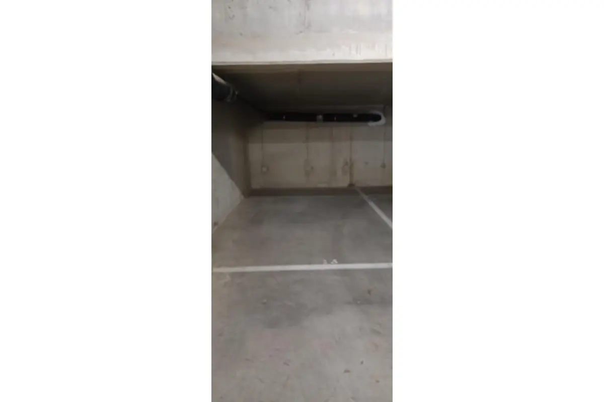 Parking à louer à Wavre 1300 95.00€  chambres m² - Annonce 780190