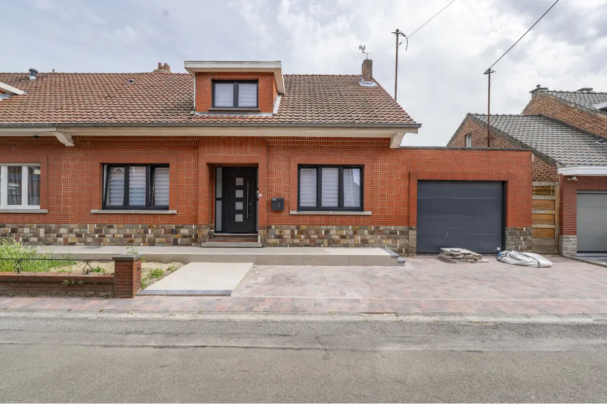 Maison à vendre à Tubize 1480 495000.00€ 6 chambres 191.80m² - Annonce 780758