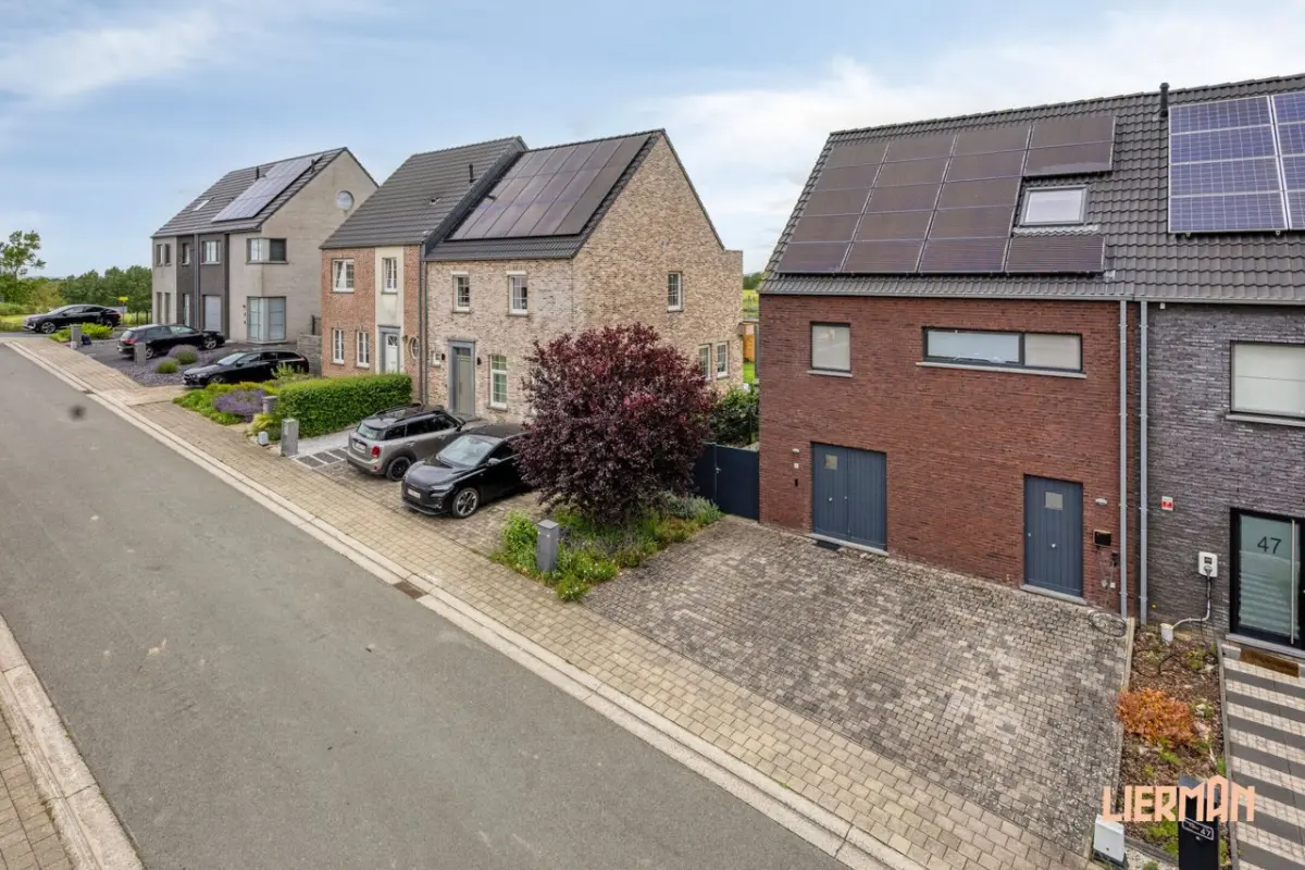 Maison à vendre à Onze-Lieve-Vrouw-Lombeek 1760 549000.00€ 6 chambres 175.00m² - Annonce 780905