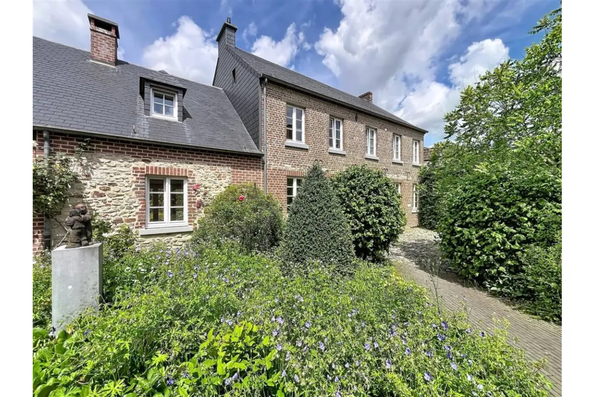 Maison à louer à Chaumont-Gistoux 1325 1750.00€ 4 chambres 180.00m² - Annonce 780707