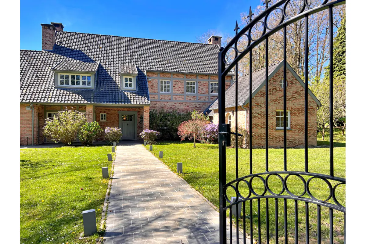 Maison à vendre à Chaumont-Gistoux 1325 1990000.00€ 5 chambres 592.00m² - Annonce 781194