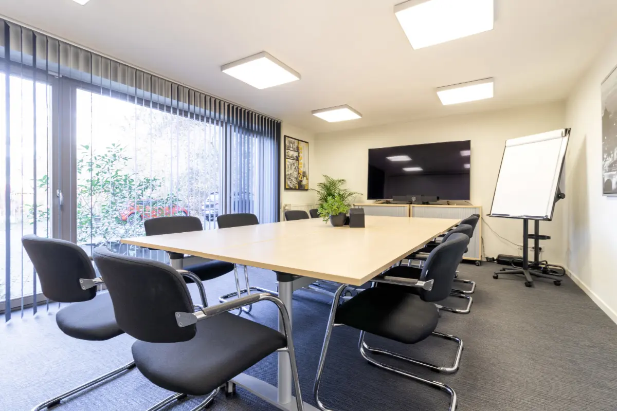 Handelszaak te  huur in Bierges 1301 500.00€  slaapkamers 16.00m² - Zoekertje 782241